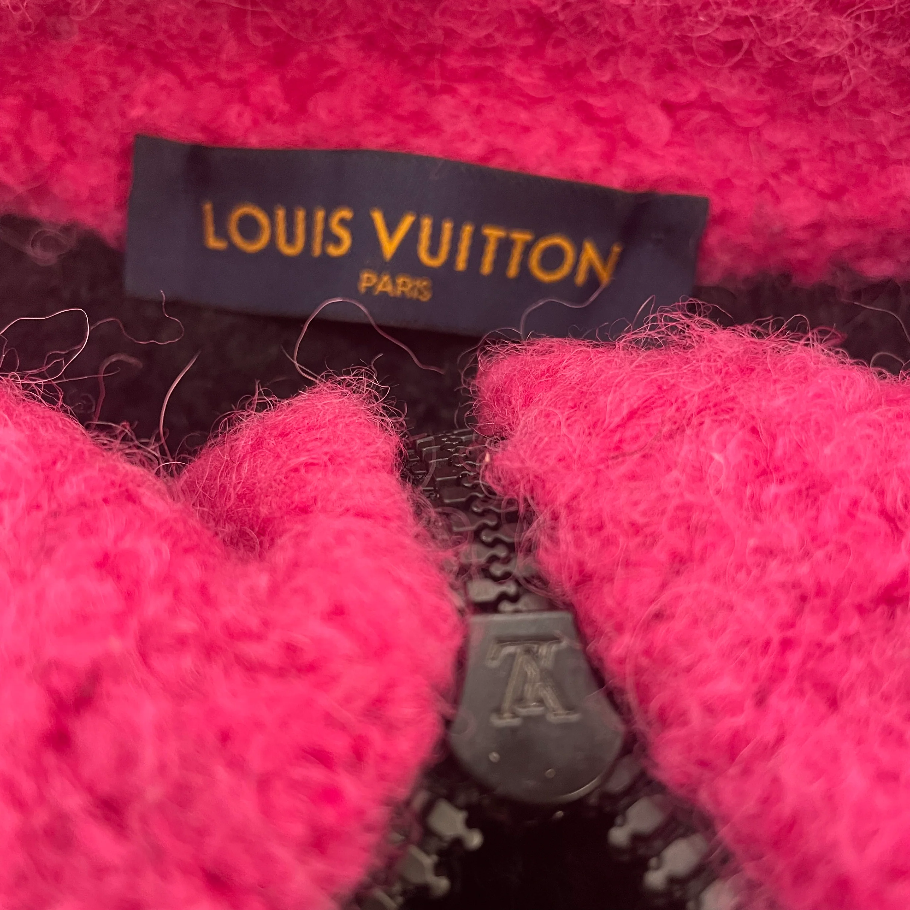 LOUIS VUITTON Half Zip Fleece Oversized Jumper Jacket AW 2019 Pre-Owned - Image 7