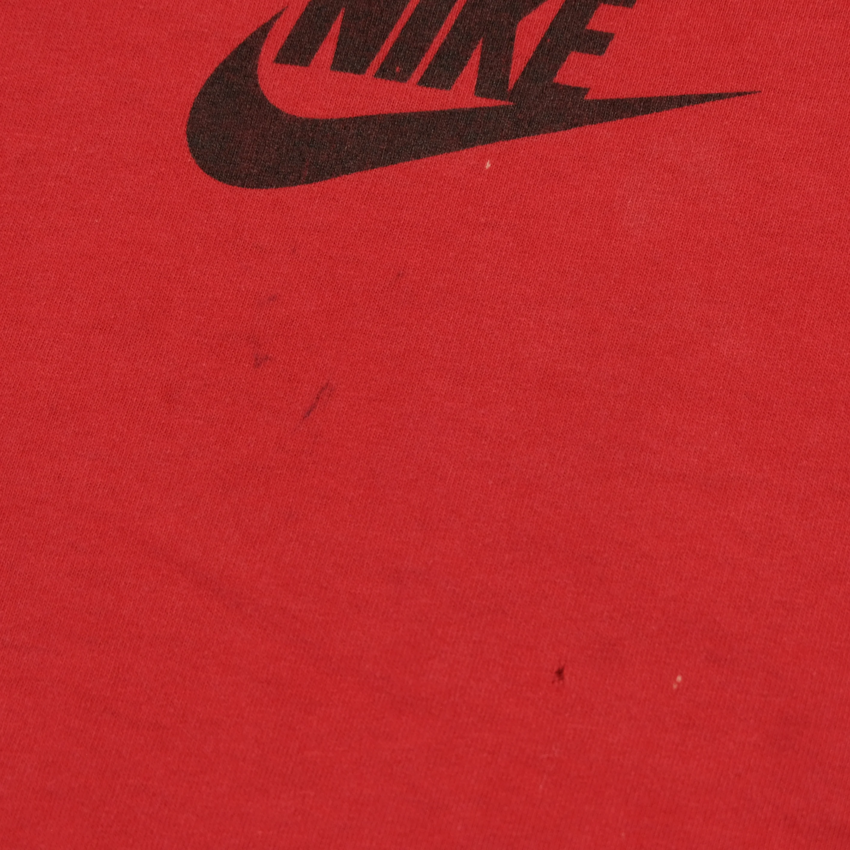 Vintage NIKE P.L.A.Y. Participate In The Lives of America's Youth Spell Out Swoosh T Shirt 80s 90s Red L - Image 5