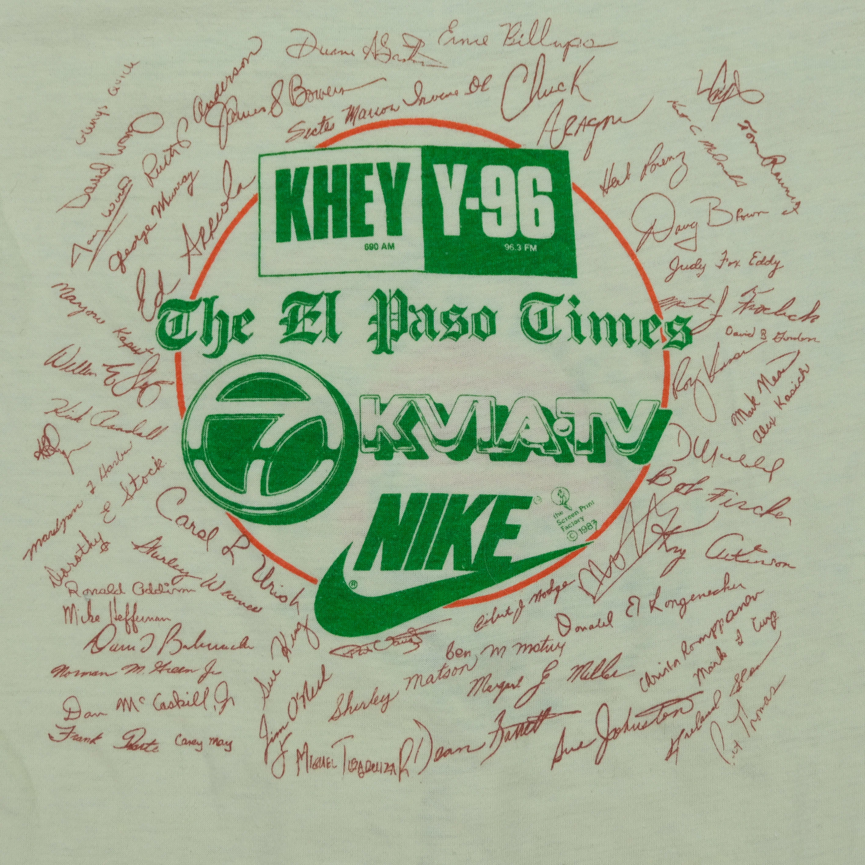 Vintage NIKE Run Against Crime Spell Out Swoosh 1983 T Shirt 80s Beige - Image 7
