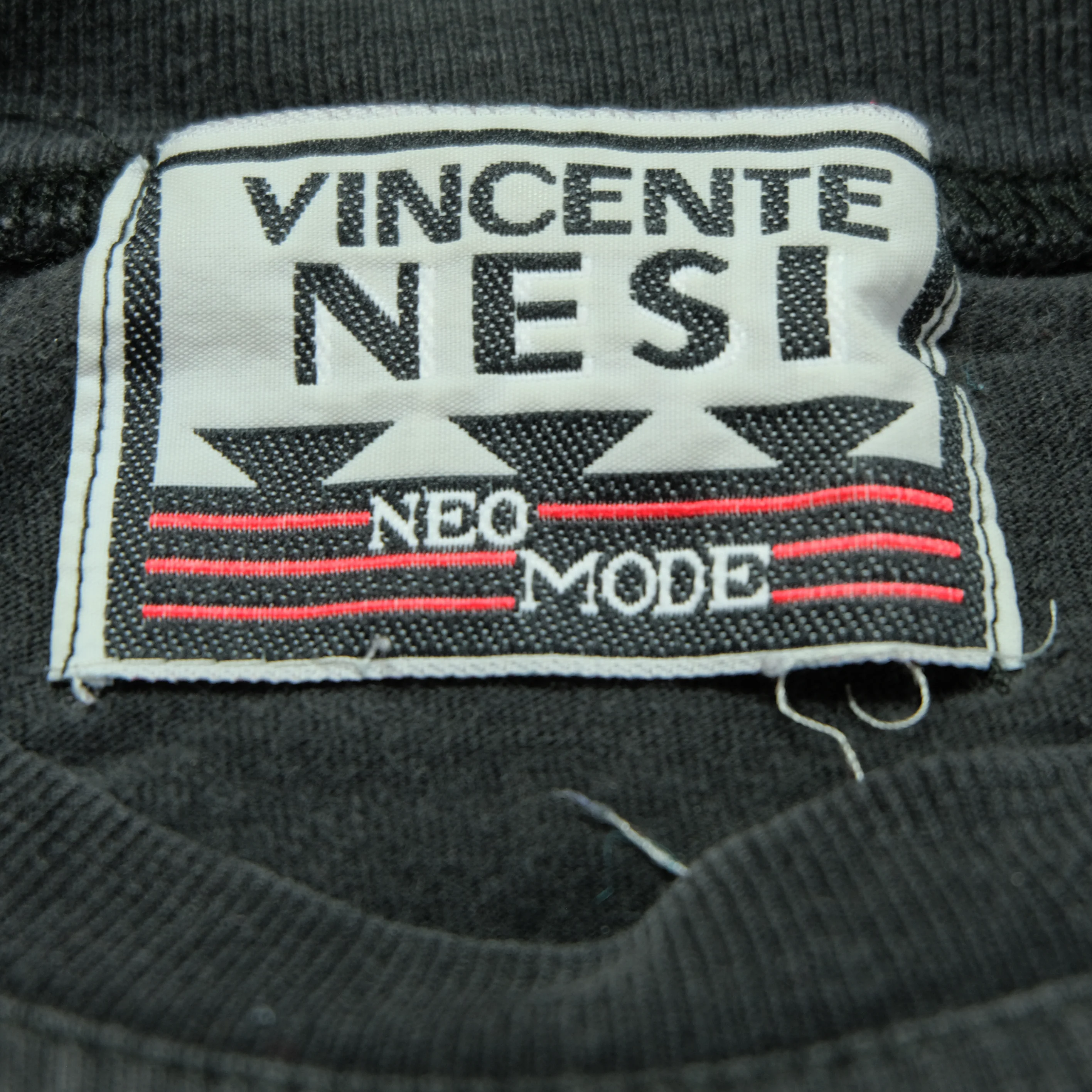 Vintage VINCENTE NESI Neo Mode Moda Maglia Art T Shirt 90s Black - Image 3